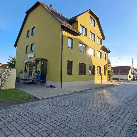 Hotel Garni Pension Zur Lutherstadt Lutherstadt Eisleben Exterior photo